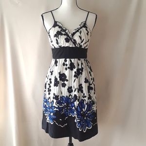 Snap White Floral Surplice Neck Ruffle Trim Mini Sun Dress Size 9 Junior